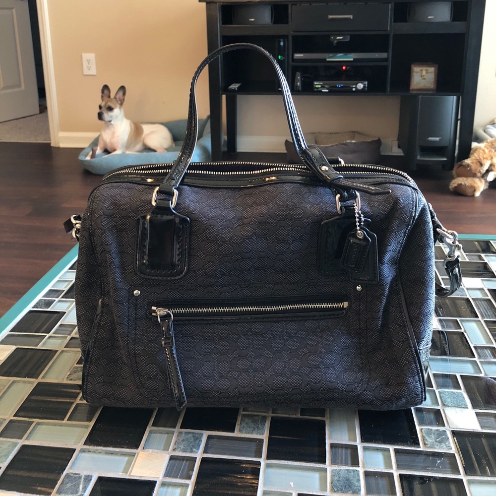 Poppy Signature C Mini Oxford east/West satchel